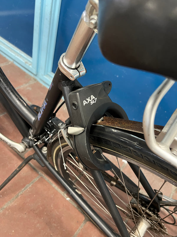 Second-hand women's bicycle Cortina U4 28 inch 51 cm