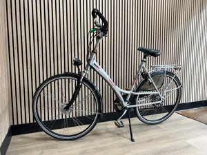 Second-hand women's bicycle Cortina U4 28 inch 51 cm
