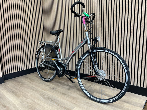Second-hand women's bicycle Cortina U4 28 inch 51 cm