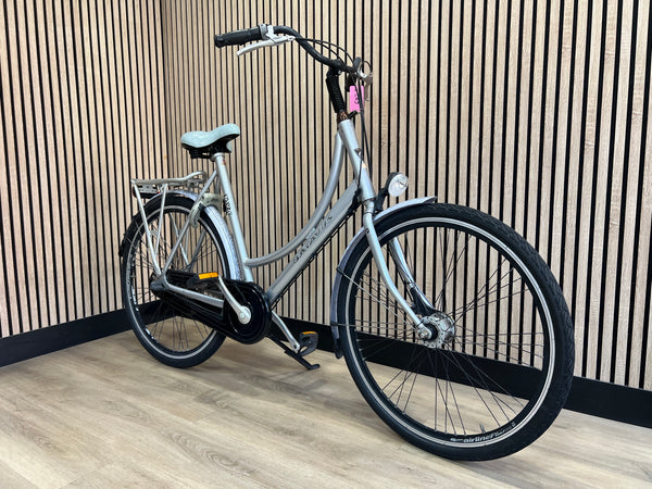 Second-hand women's bicycle Cortina U4 28 inch 51 cm