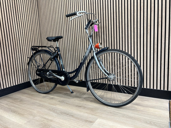 Second-hand women's bicycle Cortina U4 28 inch 51 cm
