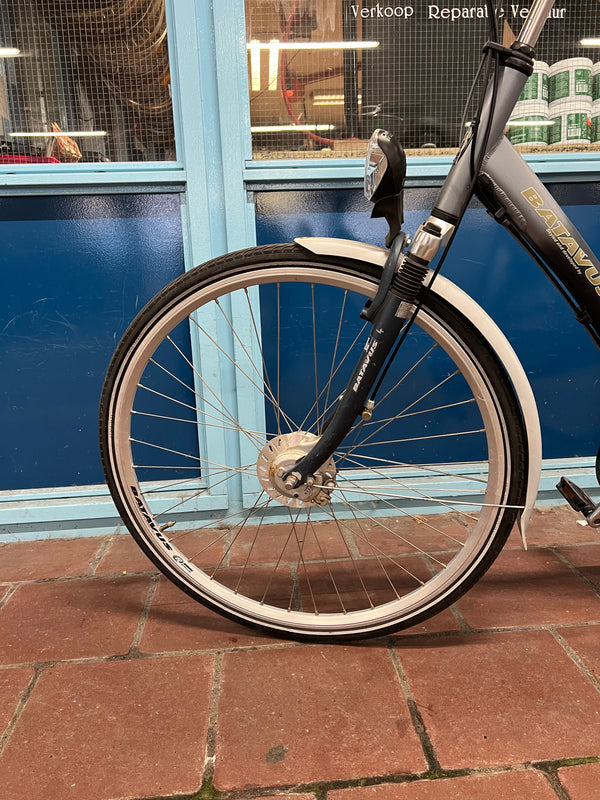 Second-hand women's bicycle Cortina U4 28 inch 51 cm