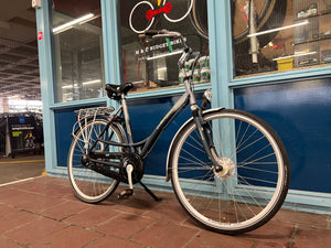 Second-hand women's bicycle Cortina U4 28 inch 51 cm