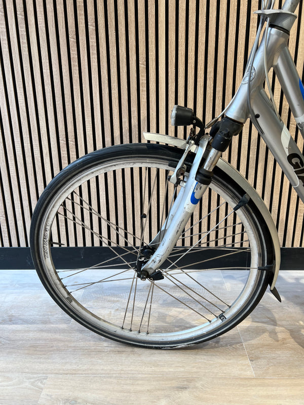 Second-hand women's bicycle Cortina U4 28 inch 51 cm