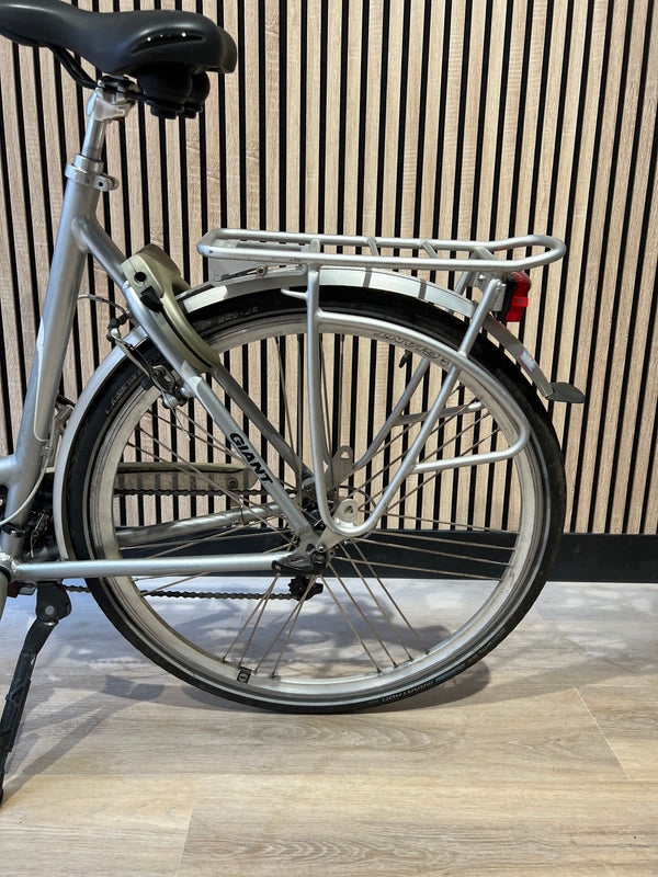 Second-hand women's bicycle Cortina U4 28 inch 51 cm