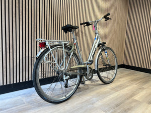 Second-hand women's bicycle Cortina U4 28 inch 51 cm