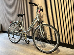 Second-hand women's bicycle Cortina U4 28 inch 51 cm