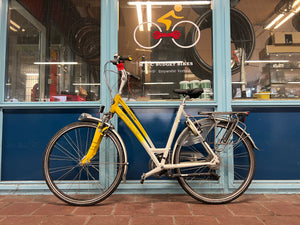 Second-hand women's bicycle Cortina U4 28 inch 51 cm