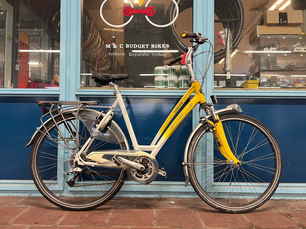 Second-hand women's bicycle Cortina U4 28 inch 51 cm