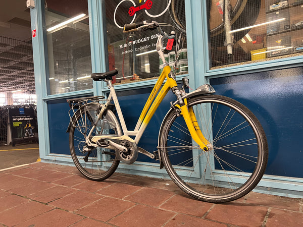 Second-hand women's bicycle Cortina U4 28 inch 51 cm