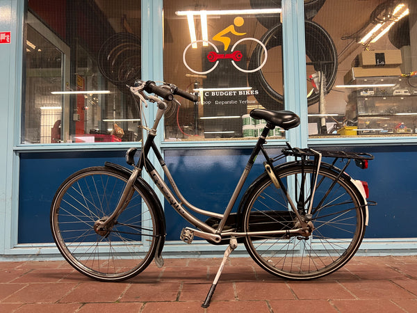 Second-hand women's bicycle Cortina U4 28 inch 51 cm