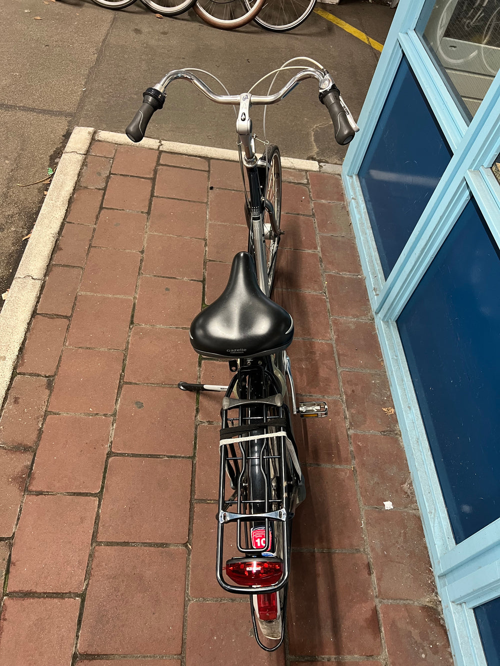 Second-hand women's bicycle Cortina U4 28 inch 51 cm