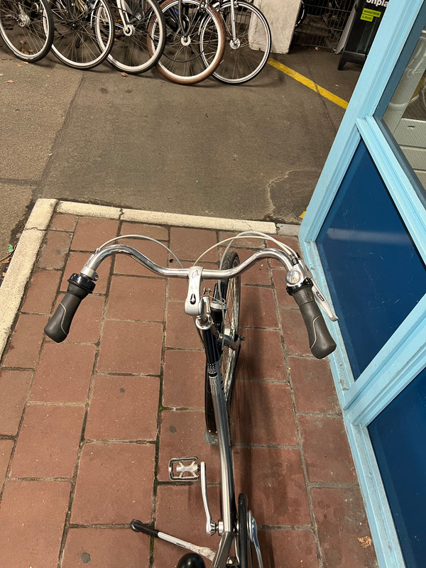 Second-hand women's bicycle Cortina U4 28 inch 51 cm