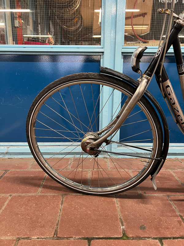 Second-hand women's bicycle Cortina U4 28 inch 51 cm