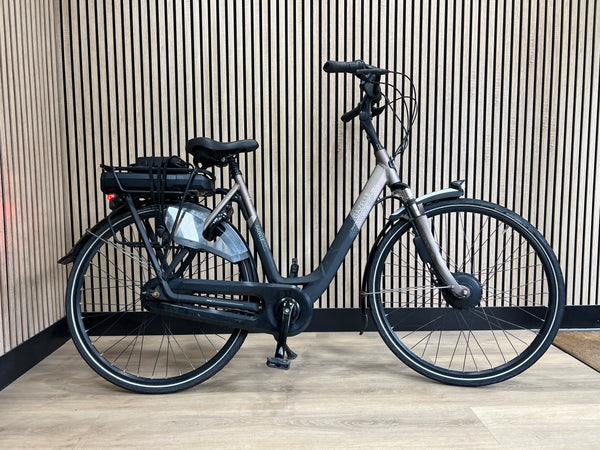 Second-hand men's bicycle Gazelle Esprit 28 inch 55 cm