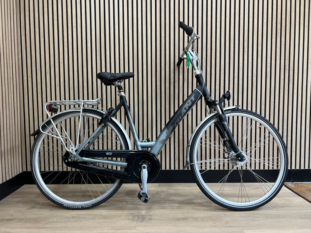 Giant CS1 Damesfiets 28 Inch 56 cm 7 Versnellingen