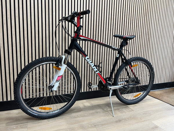 Tweedehands Herenfiets Giant Revel 28 inch 54 cm