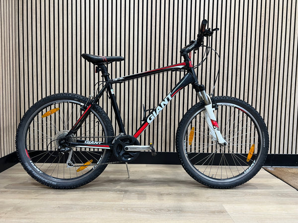Tweedehands Herenfiets Giant Revel 28 inch 54 cm