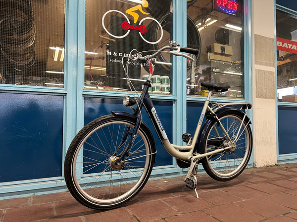 Second-hand women's bicycle Cortina U4 28 inch 51 cm