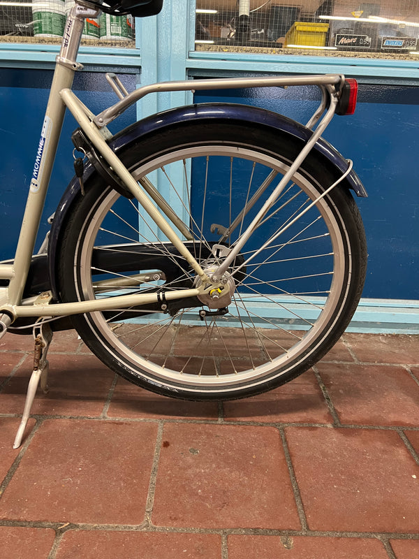 Second-hand women's bicycle Cortina U4 28 inch 51 cm