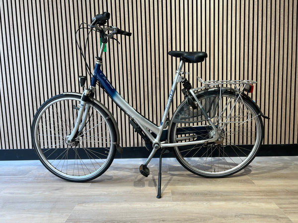 Second-hand women's bicycle Cortina U4 28 inch 51 cm