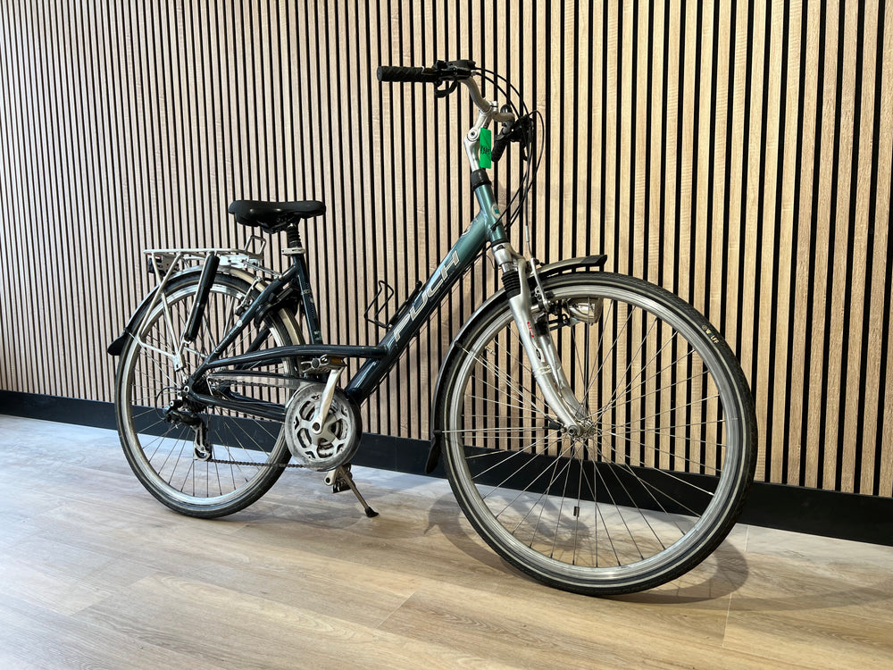 Second-hand women's bicycle Cortina U4 28 inch 51 cm