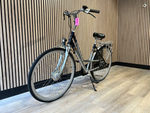 Second-hand women's bicycle Cortina U4 28 inch 51 cm