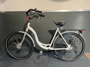 Tweedehands Damesfiets Raleigh fleur 28 inch 56 cm