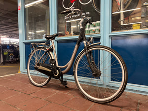 Second-hand women's bicycle Cortina U4 28 inch 51 cm
