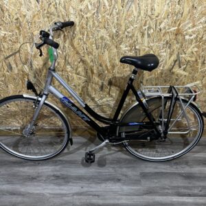 Tweedehands Damesfiets Giant Melbourne 28 inch 61 cm